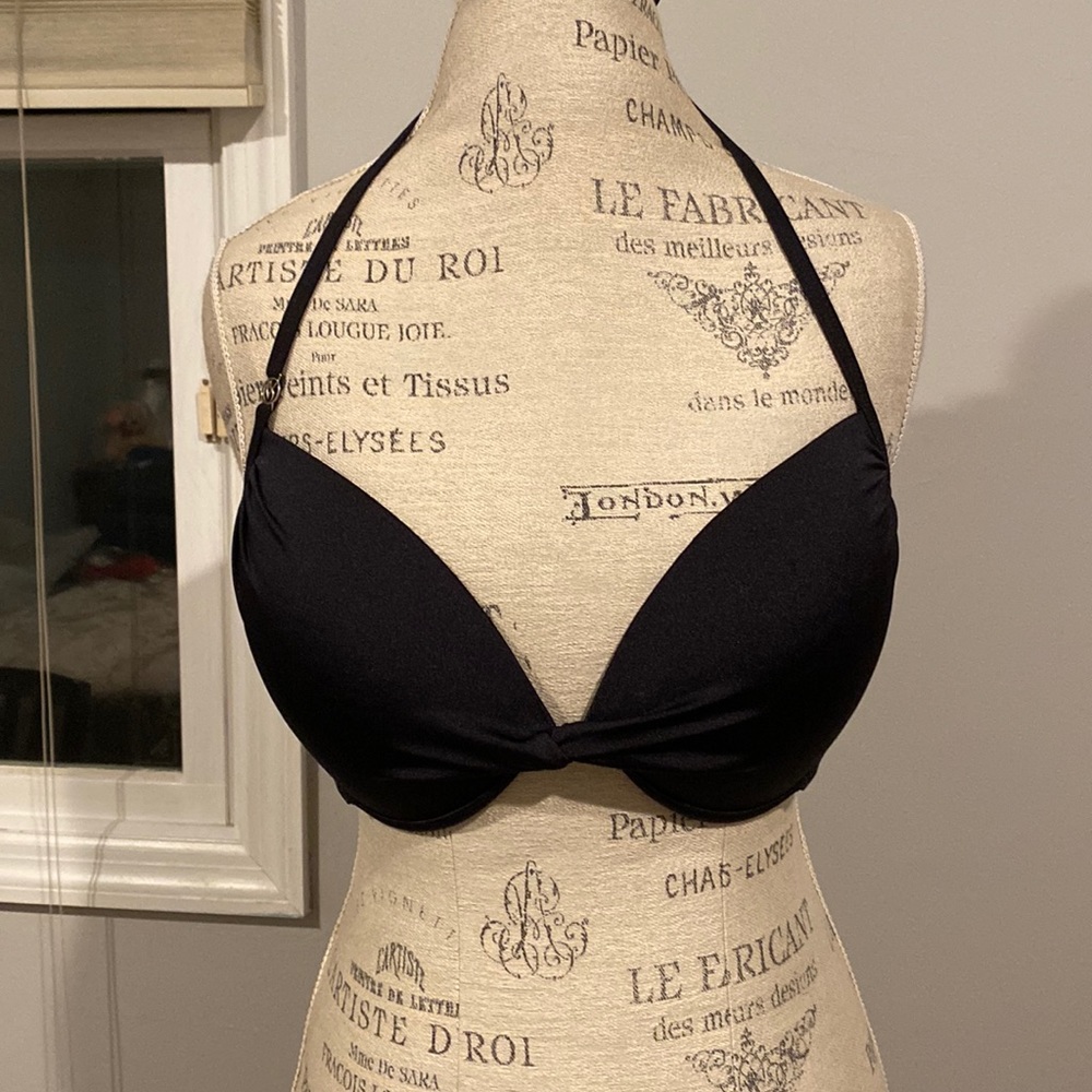 Victoria secret bikini top. Size 36D